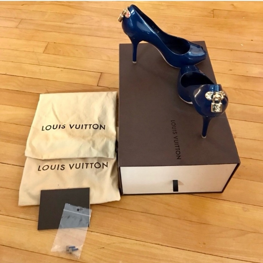 Louis Vuitton Blue Patent Leather Heels - Picture 2 of 7